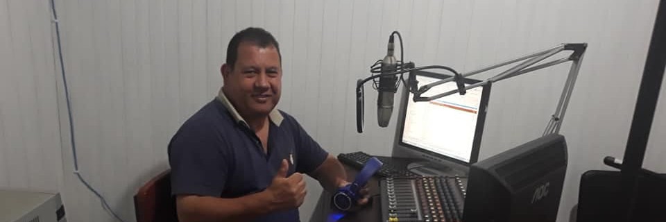 Leonardo Pisca Bagual do Radio